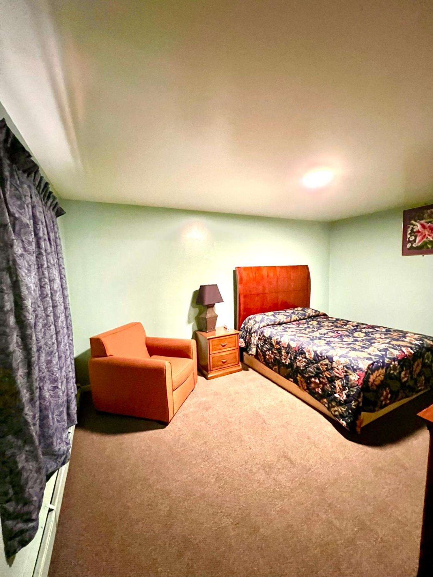 Your Motel Ypsilanti Bagian luar foto